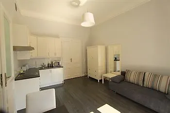 Antique Studencka 8 Street 3* Krakow